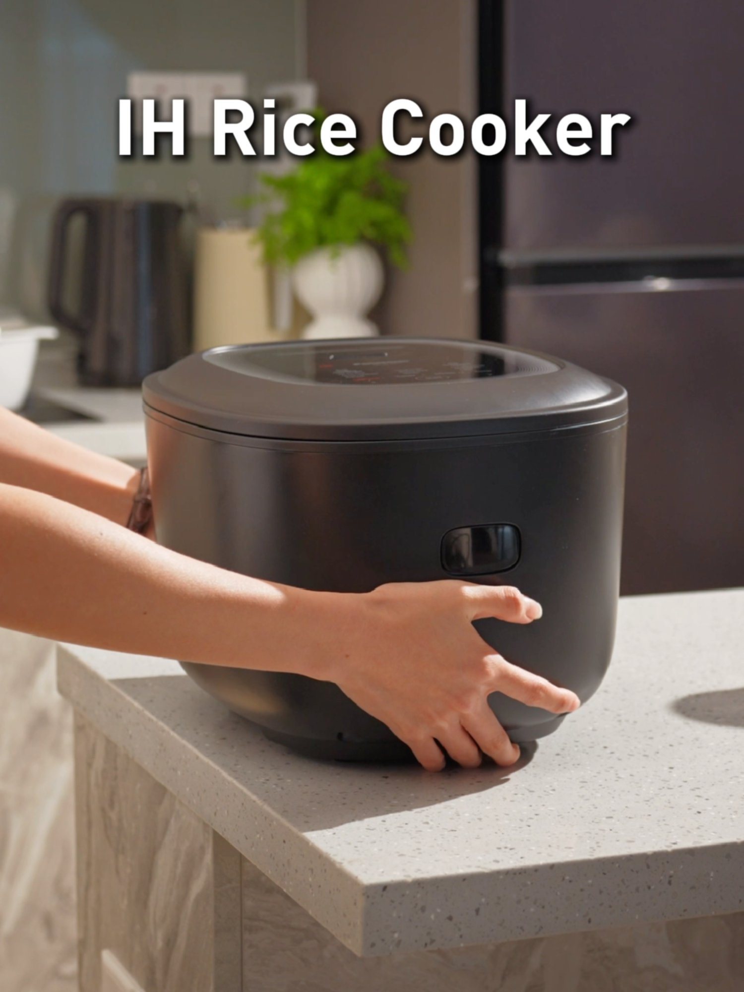 Jaga kesihatan dari nasi harian 🍚✨ Panasonic Low Sugar IH Rice Cooker menapis lebihan kanji untuk hasilkan nasi rendah gula. Lebih sesuai untuk warga emas dan mereka yang ada diabetes.  Tetap sedap, tetap sihat!  #ricecooker #lowsugar #lowsugarrice #panasonic #panasonicmalaysia