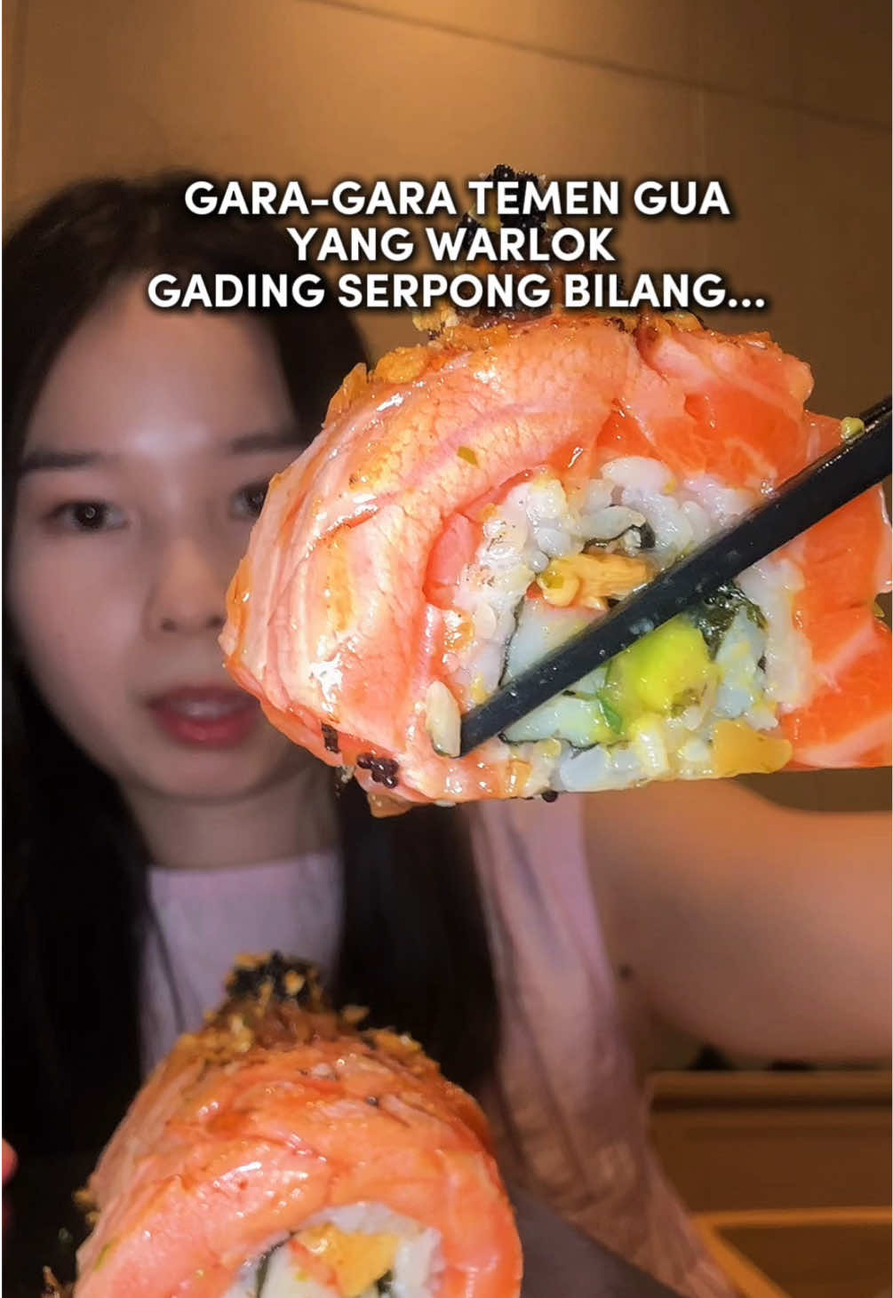 Wajib coba kalo ke Gading Serpong!! Menu2 salmon nya juaraa 😩🫶🏻 Buat kualitas bahan yang dipake, menurut gw worth it. Terus ada menu yang pake philadelphia cheese juga. 📍 Kawa Sushi Gading Serpong, Tangerang #TTPetualangPro #kuliner #kulinergadingserpong #kulinertangerang #kawasushi 