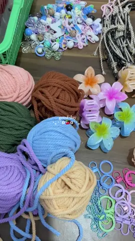 Awal Agustusku dengan DIY🫶🏻🫶🏻🙌🏻 #fypage #fyppppppppppppppppppppppp #agustus #aksesoris #keychain #bagcharm #kamboja 