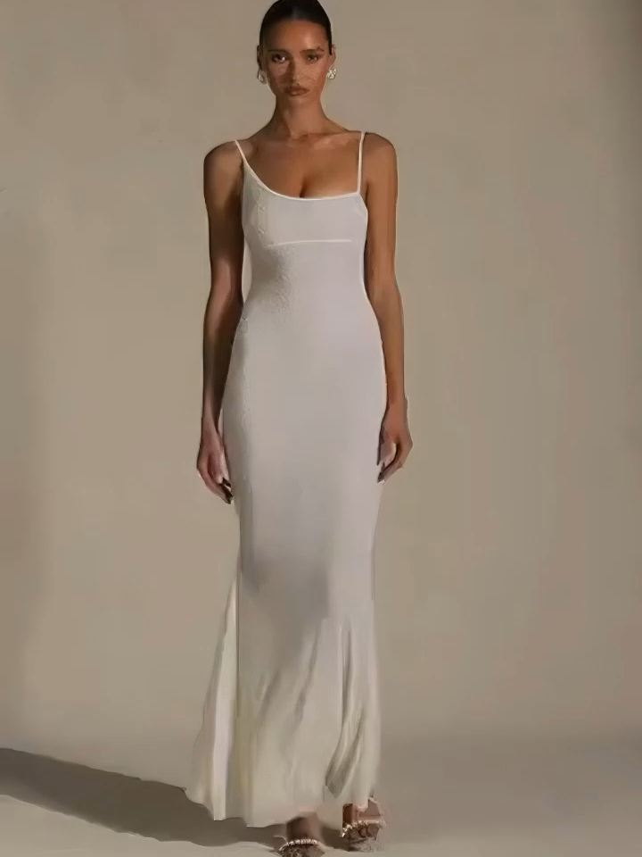 Inoava.com_Embellished_Backless_Maxi_Dress@lnoavacom