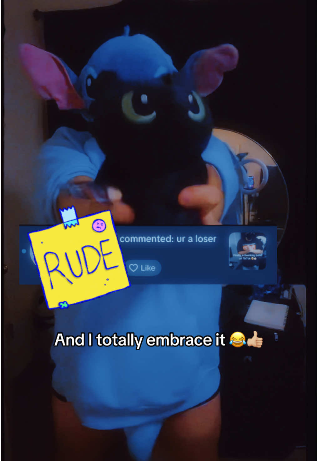 I really need to work on those awful tanlines 😂