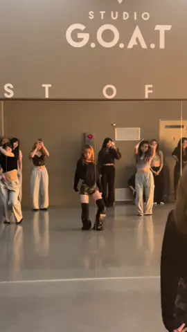 . choreo by🎀@A I R I chan🎀 だいすきあいりちゃんコレオ💕 #dance #dancer #dancers #ダンス #ダンス動画 #ダンスレッスン #choreographer #08 #girls #sjk #fyp #おすすめ #みっちーコレオ#さやだんしんぐ 