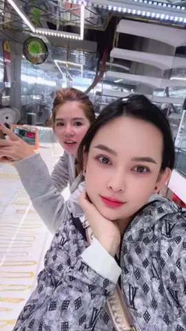 E mần công nhân mà chị hỏi giá vàng😬#fanchihan #xuhuong2025 #thinhhanh 