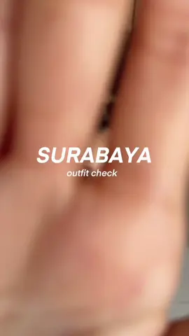 👀 #OOTD #girls #girlstrip #surabaya #ootdsurabaya 