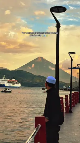 Pantes aja orang2 Maluku Utara bahagia bahagia semua, yang disuguhkan kayak begini✨🍃⛰️ #provinsipalingbahagiamalukuutara  #ternate_malukuutara  #falajawaternatemalukuutara  #vidioestestic 