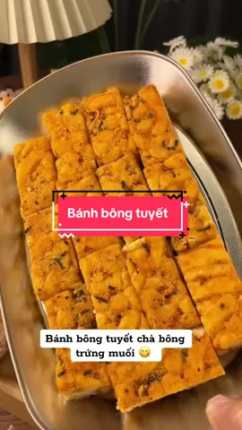 Bánh bông tuyết chà bông trứng muối nha nghe cái tên là thấy hấp dẫn rùi 😋 #tiktokfood #tiem1998lph #trending #doanvattrungquoc #xuhuong #viral 
