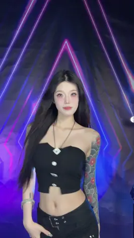 Burn it! This is my melody.#黑长直 #dance 