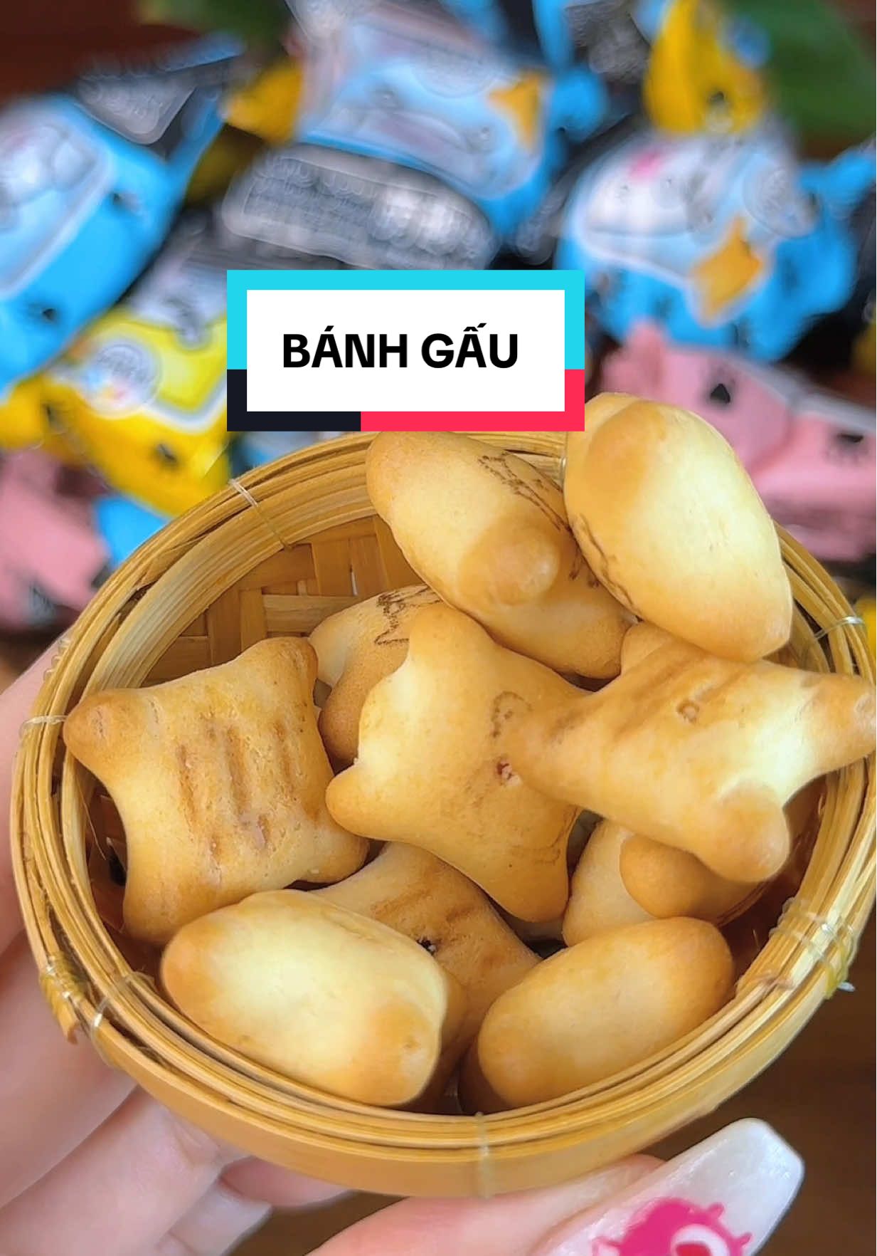 Tôi mua combo tặng 40 bịch mà rẻ bèo Hà bánh giòn dụng thơm phức đủ 4 nhân#review #ốcnè #muckbang #food #bánh #bánhgấu  