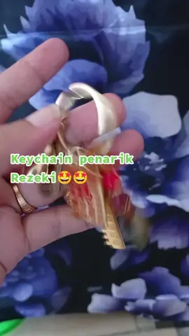 Sis mpu baru datai tdi..bah..ngrp ke rezeki mjk lekat mh dahtu neyya🤭ang nda grab siti gaiss..😇😇 #fypシ゚viral #keychains 