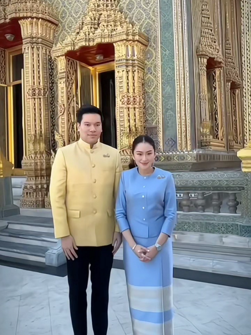 Thủ tướng và phu quân luôn bên cạnh ủng hộ thủ tướng❤😘@ingshin21 