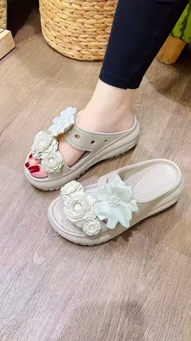 Đợt này bộ charm hoa xuất sắc lắm mấy bà ơi #maishoes 
