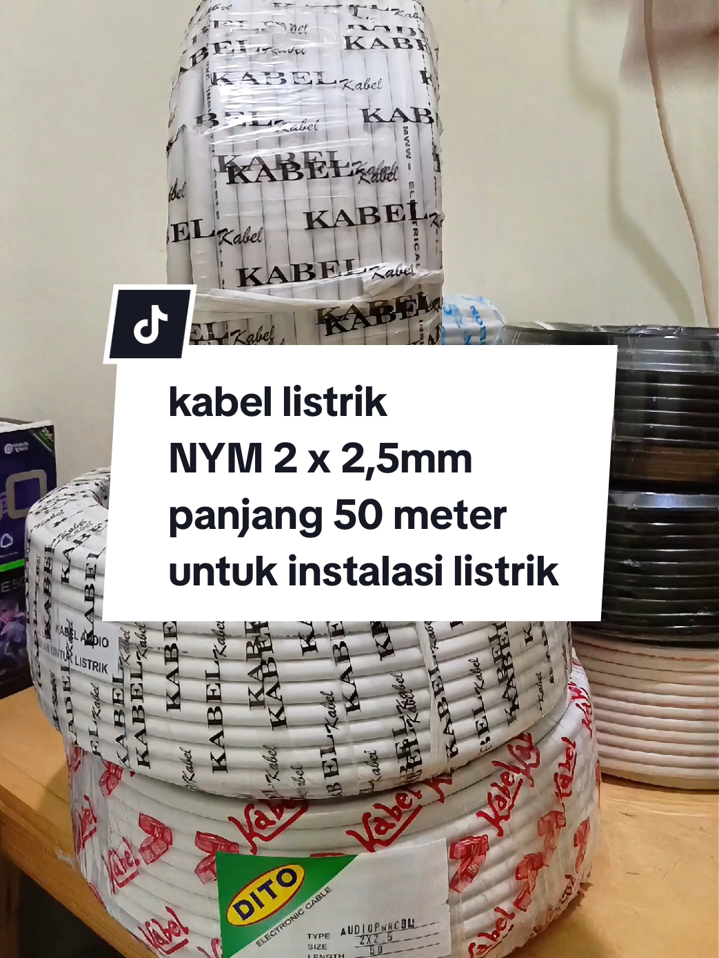 Kabel listrik 2 x 2,5 panjang 1 roll 50 meter untuk pemasangan instalasi listrik rumah, colokan listrik AC, TV, genset, pompa air, kulkas, mesin cuci, jalur listrik.  #kabelinstalasi #kabellistrik #kabel #instalasilistrik #kabelcolokan #kabeltembaga #kabellistrikkawat 