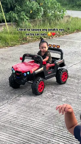 Remote control jeep car for kids #foryou #remotecontrolcar #cartoyforkids #trending #viralvideo #viraltiktok #toddlersoftiktok 