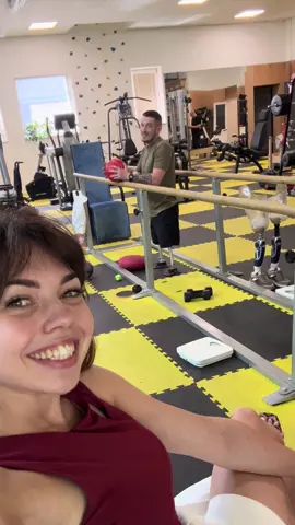 Проходимо шлях реабілітації разом ❤️ #військовий #трендтікток #протезуванняукраїна #ампутація #пораненийвійськовий #дівчинавійськового #кохання❤️ #дружинавійськового🇺🇦 