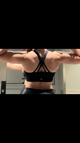I meant to build abs but my back popped up accidentally 🤠 #GymTok #protien #gym 