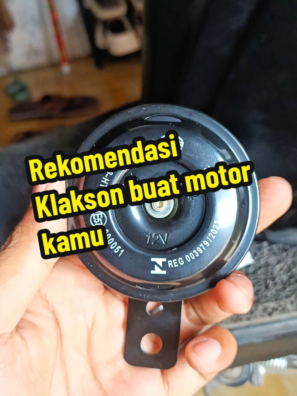Klakson Motor dari HELLA S70 - suara lebih keras dari bawaan motor #klaksonhella #klaksonhellauntukmotor #klaksonmotor 