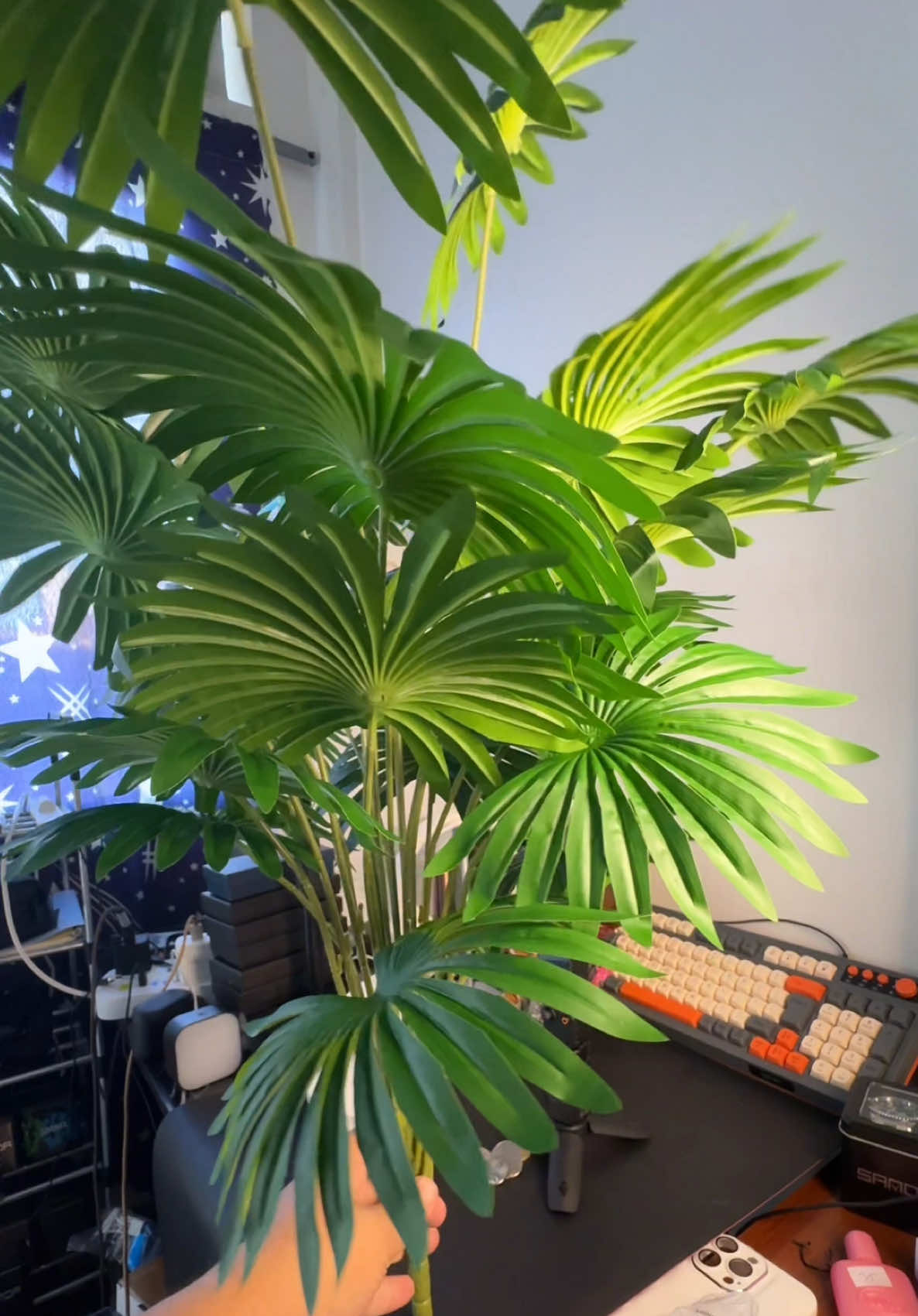 Artificial Palmera Tree. #artificialplants #artificialpalmtree #homedecor #homedecoration #homedecorideas 