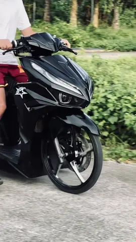 hitam 🫦 #r17style #vario125new #hondaclick125i 