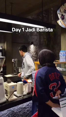 baru juga day 1.... #fyp #malang #malanghits #coffeshopmalang #tjakap #baristalife #barista #placetogomalang 