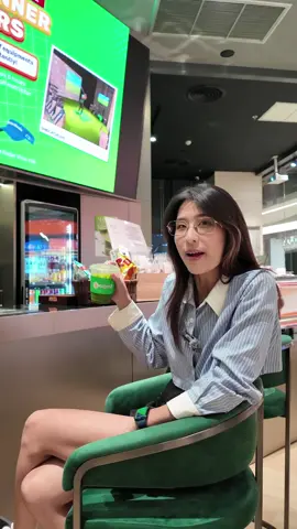 น้องออมกำลังมองหาอุปกรณ์กอล์ฟ ”สายพรีเมี่ยม” อยู่ พึ่งรู้มาที่ One Bangkok มีครบทุกอย่างเลยอะ #OneBangkokRetail​ #OneBangkok #น้องออมตัวฉีก  #ออมเรฌิดา