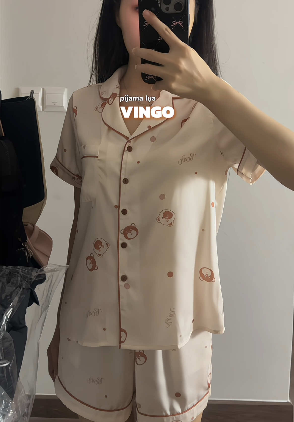 Mặc đồ ngủ chất lụa sẽ cảm giác nâng tính nữ lắm luôn á#cathy04 #unboxing #vingo #vingovietnam #fyp #viral #muataitiktok #review #unboxingvideo #beauty #BeautyTok #fashion #pijama #dongulua @Vingo Việt Nam 