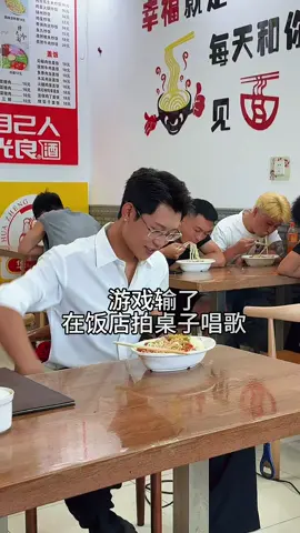 这人咋的了，好像唱他心里去了❤️‍🔥❤️‍🔥❤️‍🔥 #祖祖🕶 #音乐 #chinesesong #翻唱歌曲 