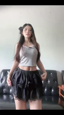 Hello 🙂‍↔️view မရှိလဲ တင်တယ်#bae #trending #fyp #dance #topliked 