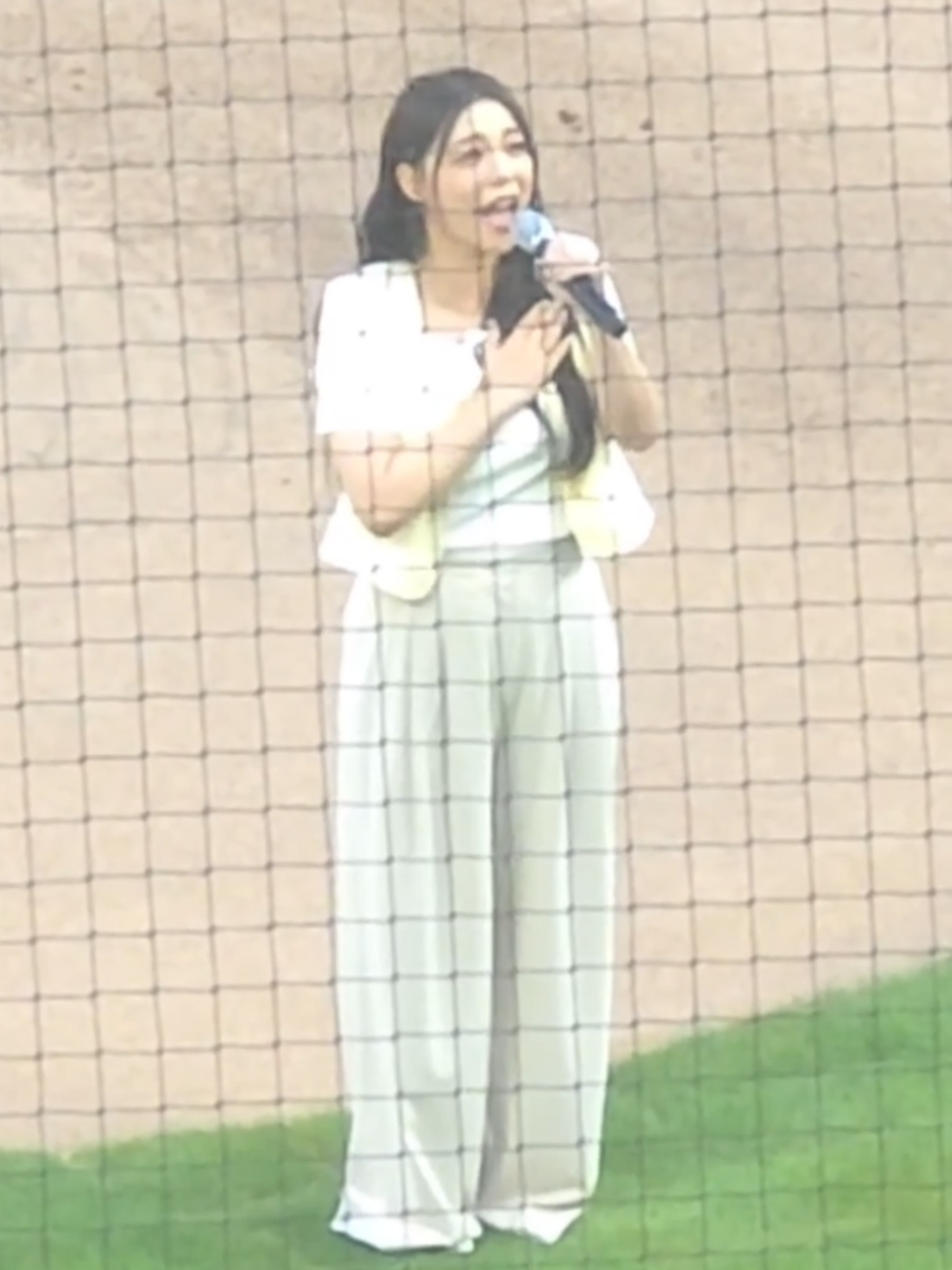 ailee sang the national anthem at a baseball game recently! #ailee #에일리 #koreannationalanthem #애국가 #불꽃야구 #야구 #2025불꽃야구 #kpop #fyp #baseballgame 
