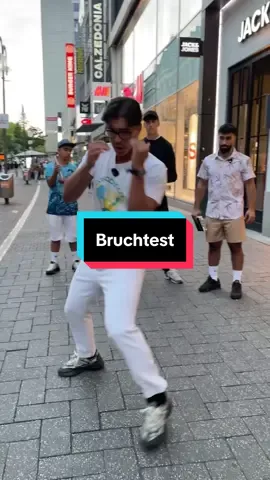 🥋 BRUCHTEST CHALLENGE! Kannst du mit deiner Faust 👊 alle 7 Level zerstören? Von 💛 superleicht bis 🖤 ultimativ schwer – Nur die Härtesten schaffen das letzte Brett! 💥 Kommentier: 👉 Bis zu welchem Level würdest DU es schaffen? #bruchtest #bretter #challenge #herausforderung #NRW 