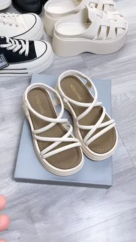 Sandal đế nâu về sẵn #giaynuthoitrang #sandalnu #xangdan #giaynu #trending 