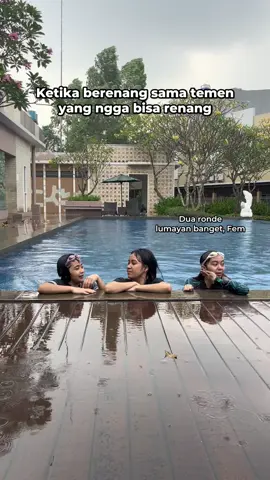 Apa gausah diajak lagi ya si Caca? @femia @Abelia T @99.caca  #berenang #videolucu #fyp