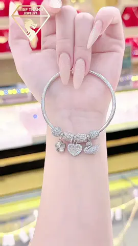 Vòng phối charm (416) #hiepthanhjewelry #kimphathiepthanh1 #trangsuc #xuhuong #trending #viral #fyp #xhhh #kimphathiepthanhjewelry #quatangsinhnhat #416 #vongpandora #vongcharm 