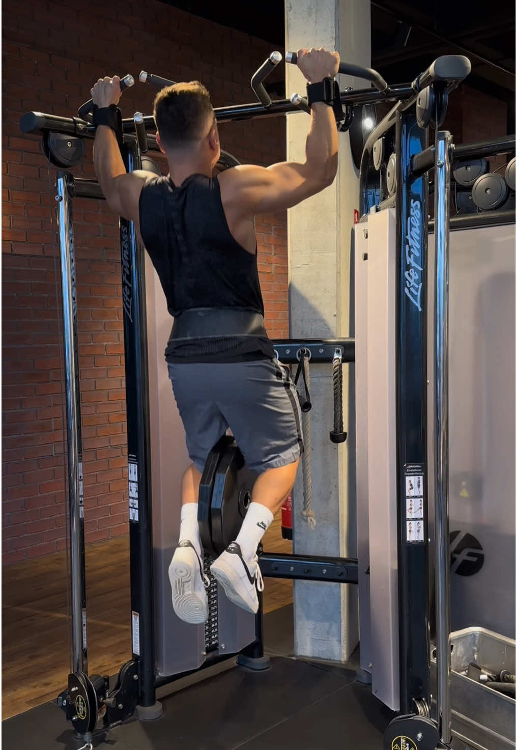 Life lately 🦅 🩺 🏋️‍♂️👟 #med#medicine#medstudent#medschool#clinic##hospital#medschoollife#gym#GymTok#athletelife#athlete#athletics#mind#mindsetmotivation 