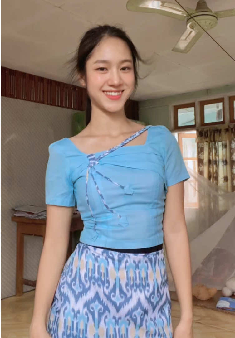 Trend join🤗#yaliayu #dance #myanmartraditionaldress #fyppppppppppppppppppppppp #viewsတေရှယ်ကျ😒😒 #myanmartiktok🇲🇲🇲🇲 #trendingtiktok #မြင်ပါများပီးချစ်ကျွမ်းဝင်အောင်လို့🤒 #မချစ်ကြတော့ဘူးထင်တယ်🙁 