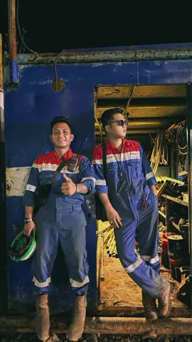 cowok ketika jam malam