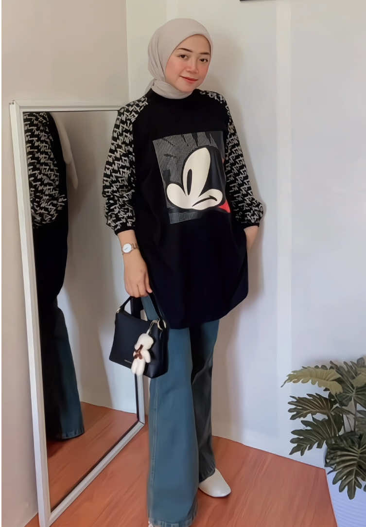 Kaos oversize + Cutbray jeans = Cantulita 😍 #kaosoversize #fypシ゚ 