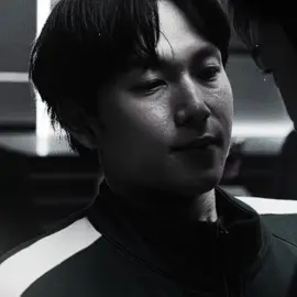 his voice helllooo | #leemyungi #player333 #squidgame #player333edit #leemyunggiedit #myunggie #yimsiwan #yimsiwanedit 