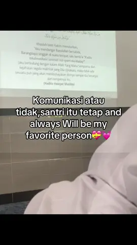 Kamu orang favoritku😕💗#massantri💗 #fypdongggggggggシ #fyppppppppppppppppppppppp #lewatberandafyp #tiktokpelitgpernahfyp #fypdongggggggggシ #kangenmassantri #fypgakni #pacaranakpondok #ditingalbalpon #anakpondok 