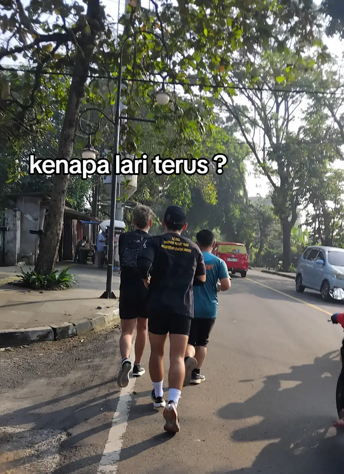 waduh  #pelarikonten #binsikbarengyuk #Running #pelarifomo #fyp #4upage #pelarikalcer #runningdate 
