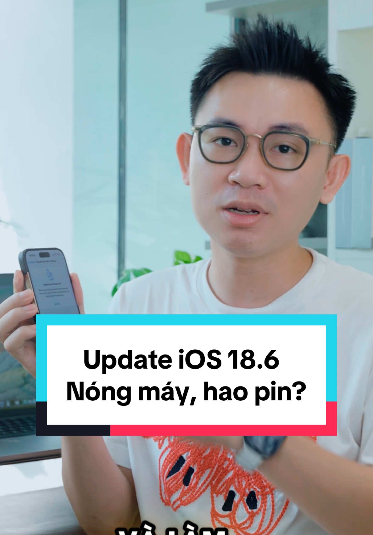 #LearnOnTikTok Lý giải lý do tại sao anh em update iOS 18.6 có người dùng ngon, có người lại than nóng máy và hao pin. #phucbo #thanhcongnghe #vulaci #ios18 