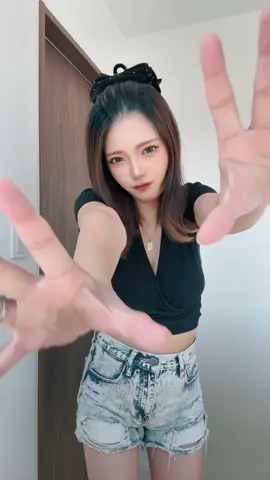 この音源頭から離れない🤕🤕#スウィートスマイル 