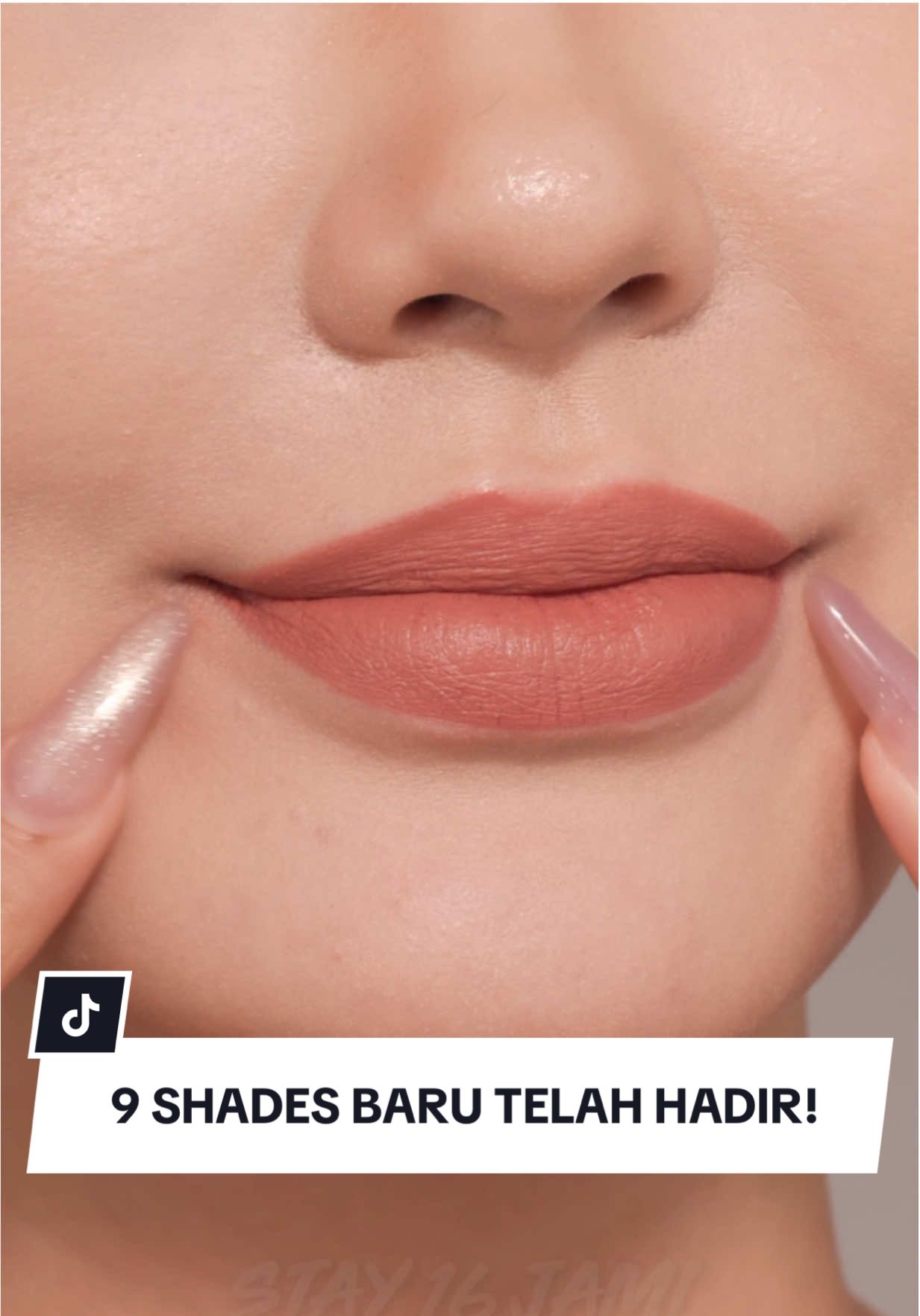 TRANSFERPROOF. 16H STAY. 50 SHADES. SUPERSTAY MATTE INK is your go-to lippie for every mood & every moment. ✨ Dengan 9 warna baru & look baru yang makin trend-ready. Time to find your shade — checkout now! #WeAreMaybelline #CumaMatteInkYangBisa