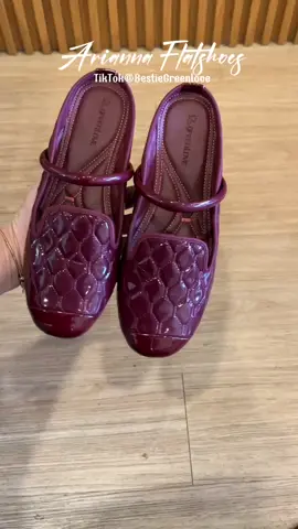 Satu bulan nunggu restok si burgundy,,akhirmyaaa🥹#sandalwanita #affiliatemarketing #flatshoes 