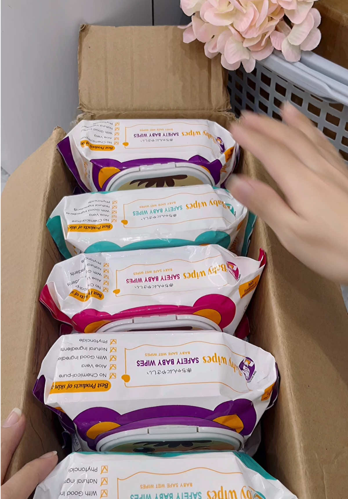 Khăn ướt đang seo còn 51k thôi mấy chị ơi, mua nhanh kẻo về giá gốc ạ #khanuot #khanuotkhongmui #khanuotvesinh #lyly666 