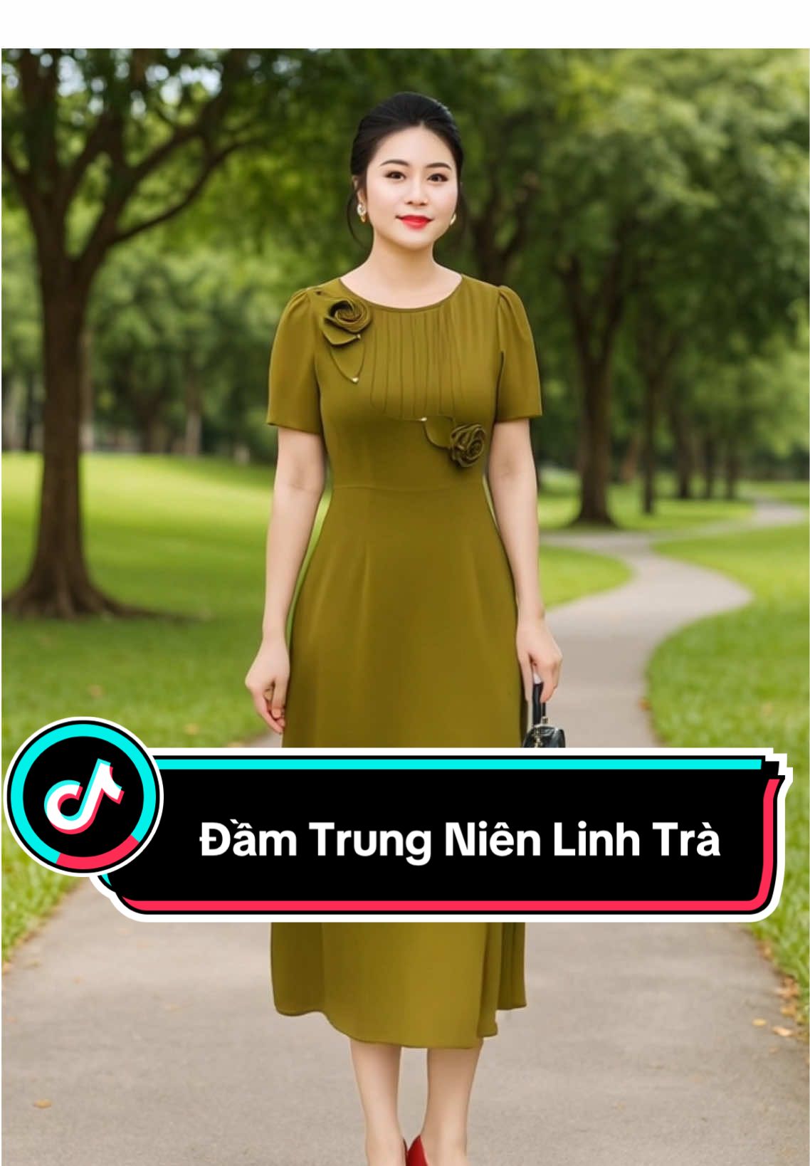 Diện mạo quý phái -sang trọng với em đầm trung niên thiết kế Linh Trà Bigsize cho quý cô #xuhuong #xuhuongtiktok #trungnien #phunuhienđai #vaythietke #vaytrungnien #damtrungnien #vayxinh 