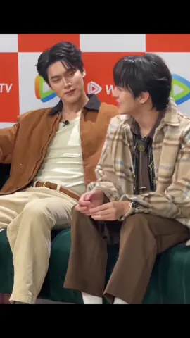 Find someone who look at u like Gunner look at P’Nice👏#gunnernice #niceboripat #natsakan 