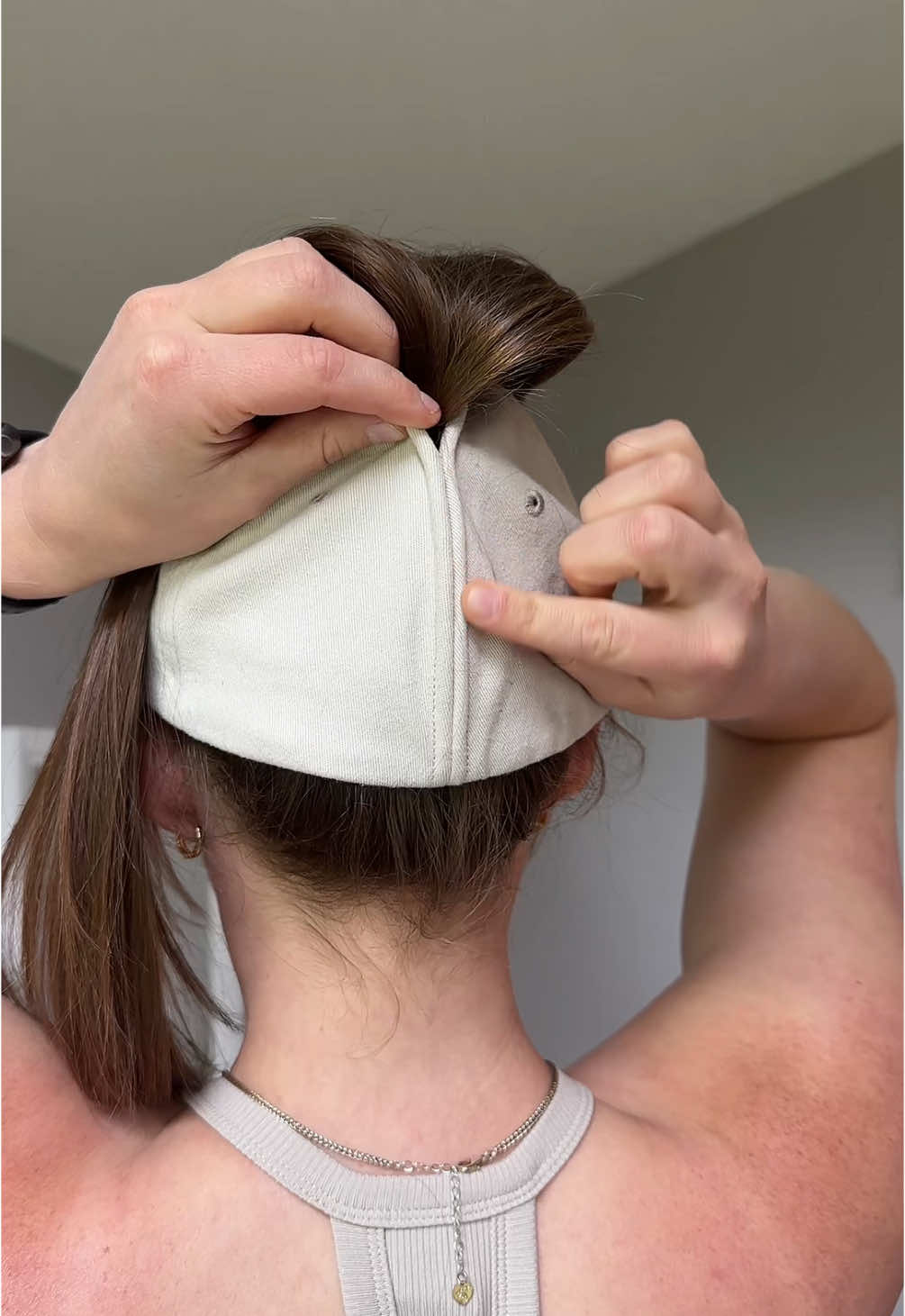 Toasted Coconut 🤎 The kind of neutral that everyone can get behind. Easy to wear, easier to love — no notes. #ToastedCoconut #NeutralVibes #PonybackStyle #RelaxedFit #EverydayStyle #HatWithPurpose #PonytailHat #NeutralObsessed #EffortlessLooks #UnisexStyle #EasyStyle #WarmWeatherEssential #SummerStaple 