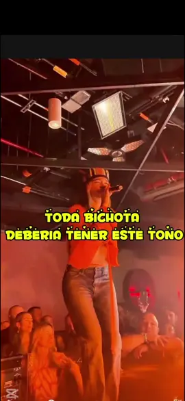 📲💖 Mi ringtone huele a perfume bichota y suena a Karol G en fuego... Cada vez que me llaman, es como si empezara el concierto 🔥🎤 Las verdaderas fanáticas llevamos el flow hasta en el celular 💅🏼💃 #KarolGOnFire #TonoBichota #PerfumeDeLlamada #TropicoquetaVibes #ModoBichota   🔥📞💄🎶