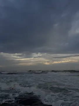 xin đừng lặng im..