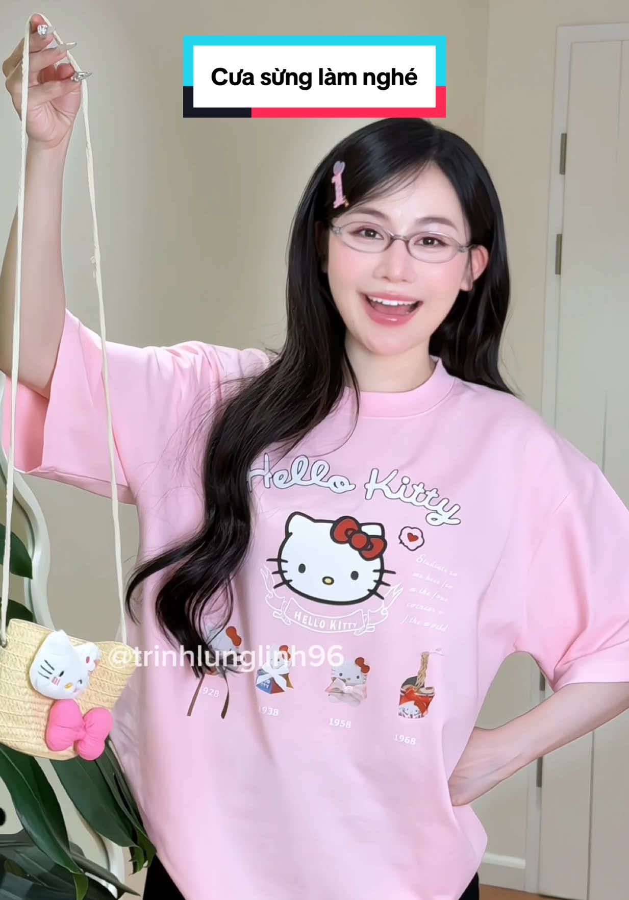 Cái áo cưa sừng làm nghé 😂 #trinhlunglinh96  #webuild  #22etm  #xuhuongtiktok  #xuhuong  #abcxyz  #viralvideo #fyp 